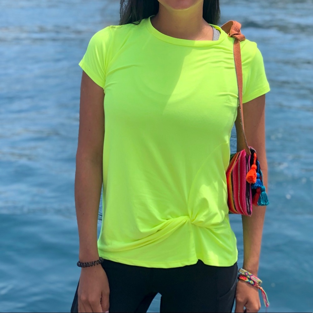 [BOUTIQUE] NEON TSHIRT (S)